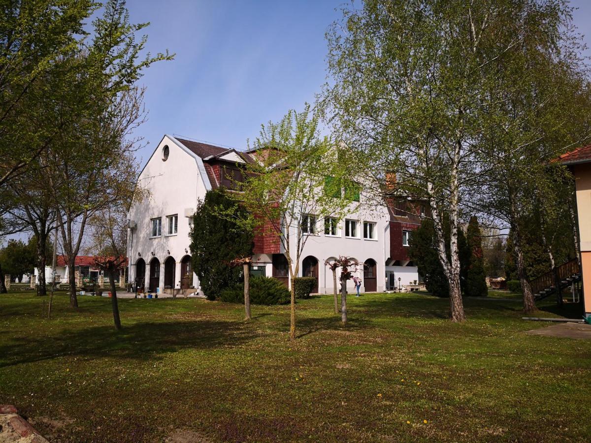Laguna Panzio Гардонь Экстерьер фото